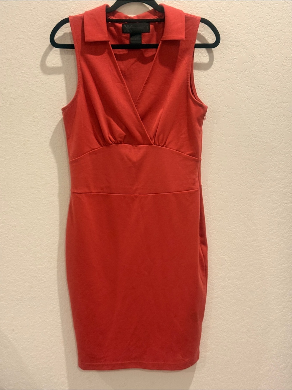 Kardashian Kollection Coral-Red Collared Sleeveless Sheath Dress‎